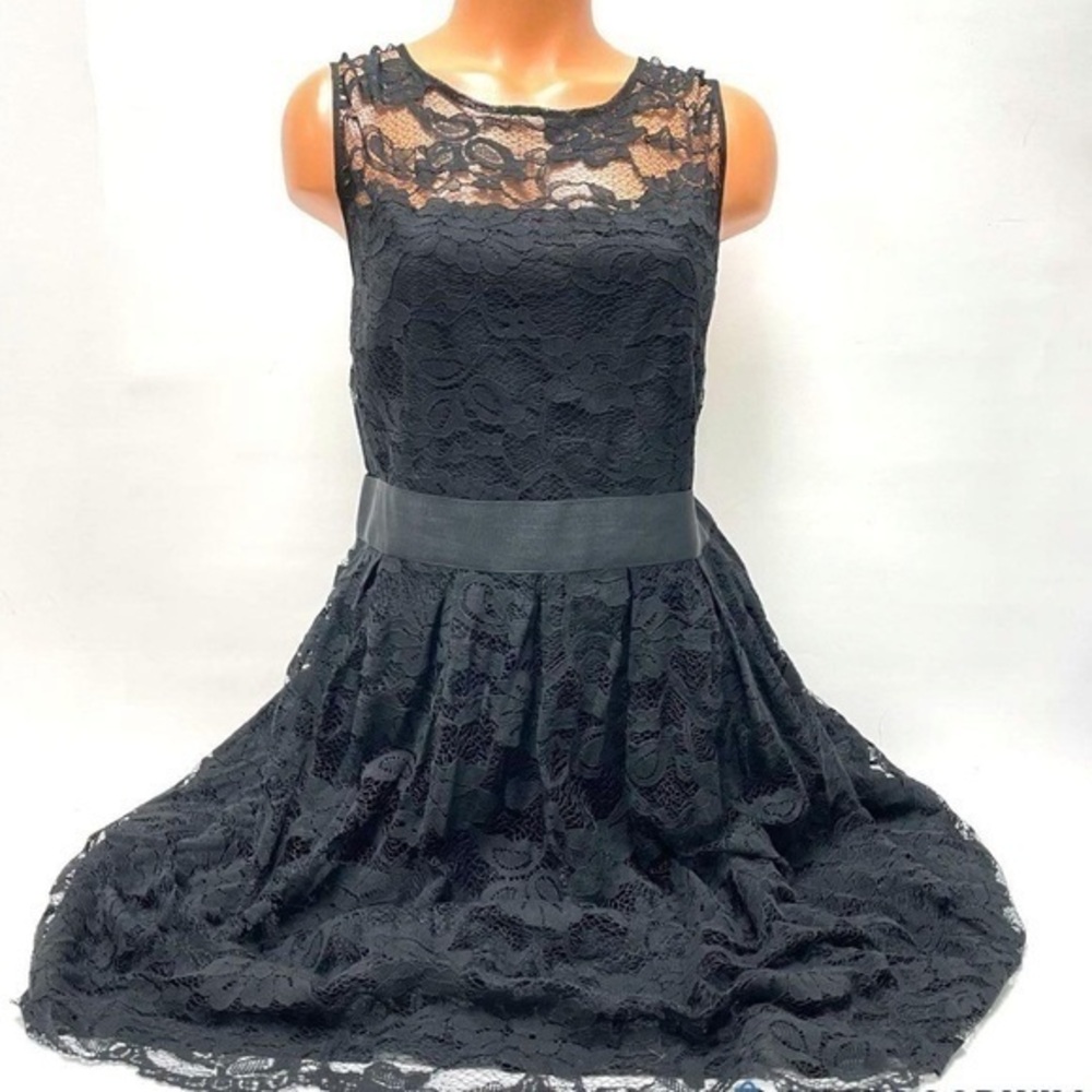 BB Dakota black cotton dress with lace overlay NWT size 20